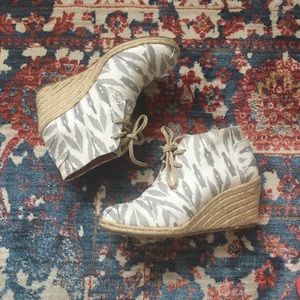 TOMS White and Gray IKAT Espadrille Booties